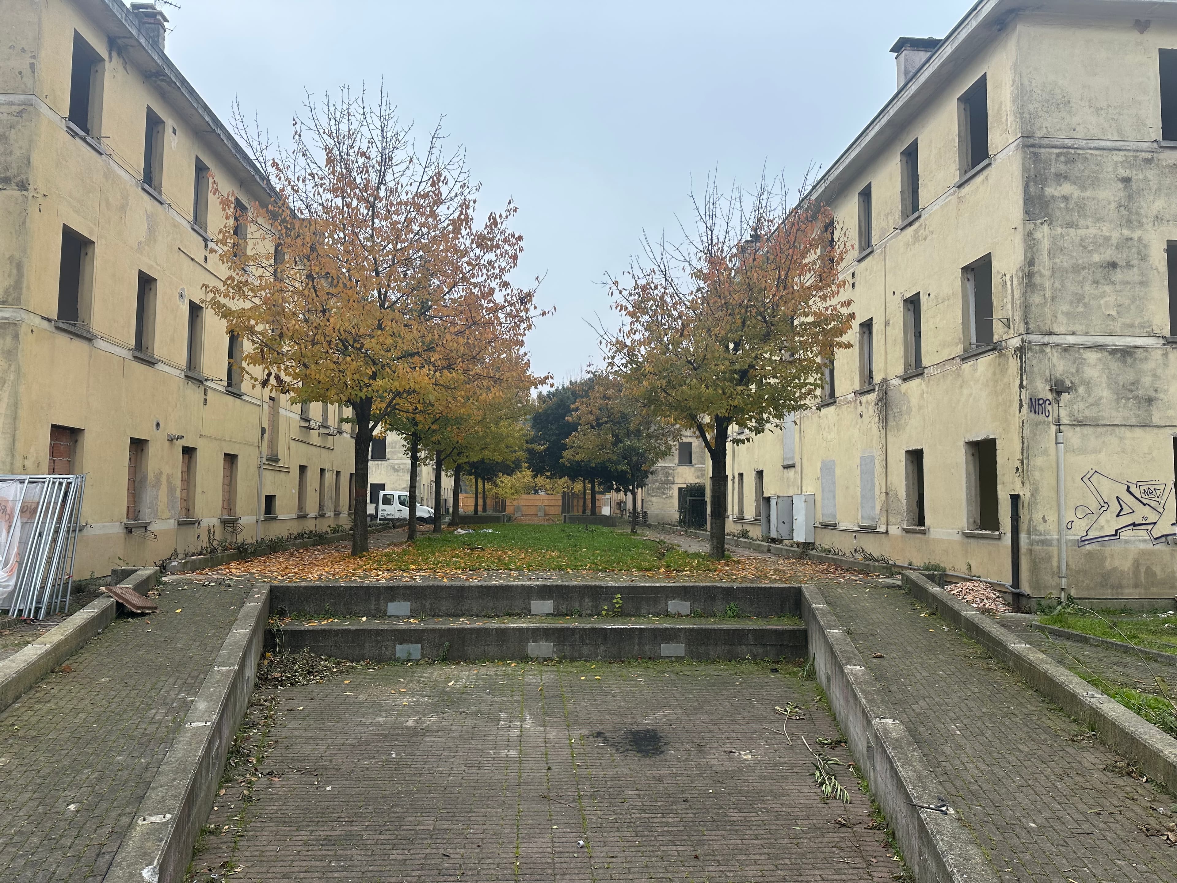 Demolizione Piazza Mercato